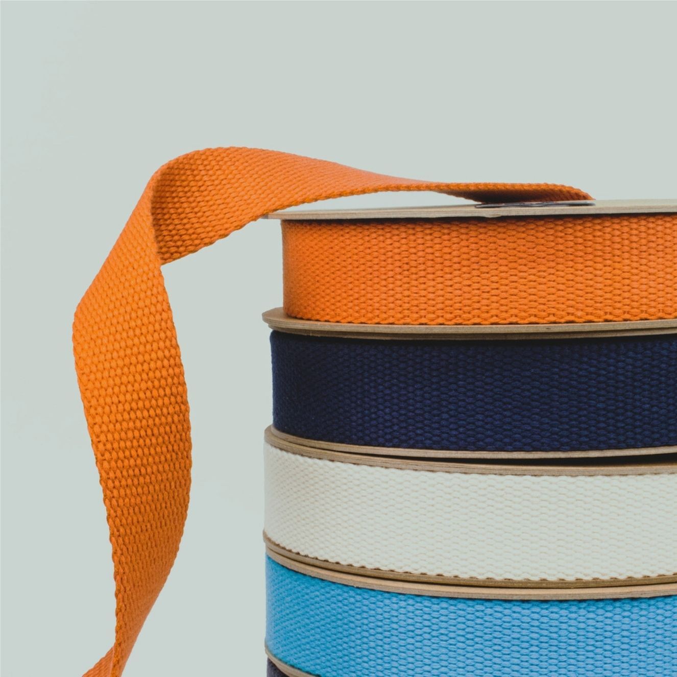 Webbing tapes
